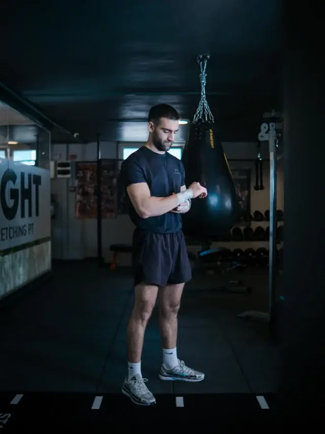 Puncher 🤺.
.
#fitinfight #boxing #fitness